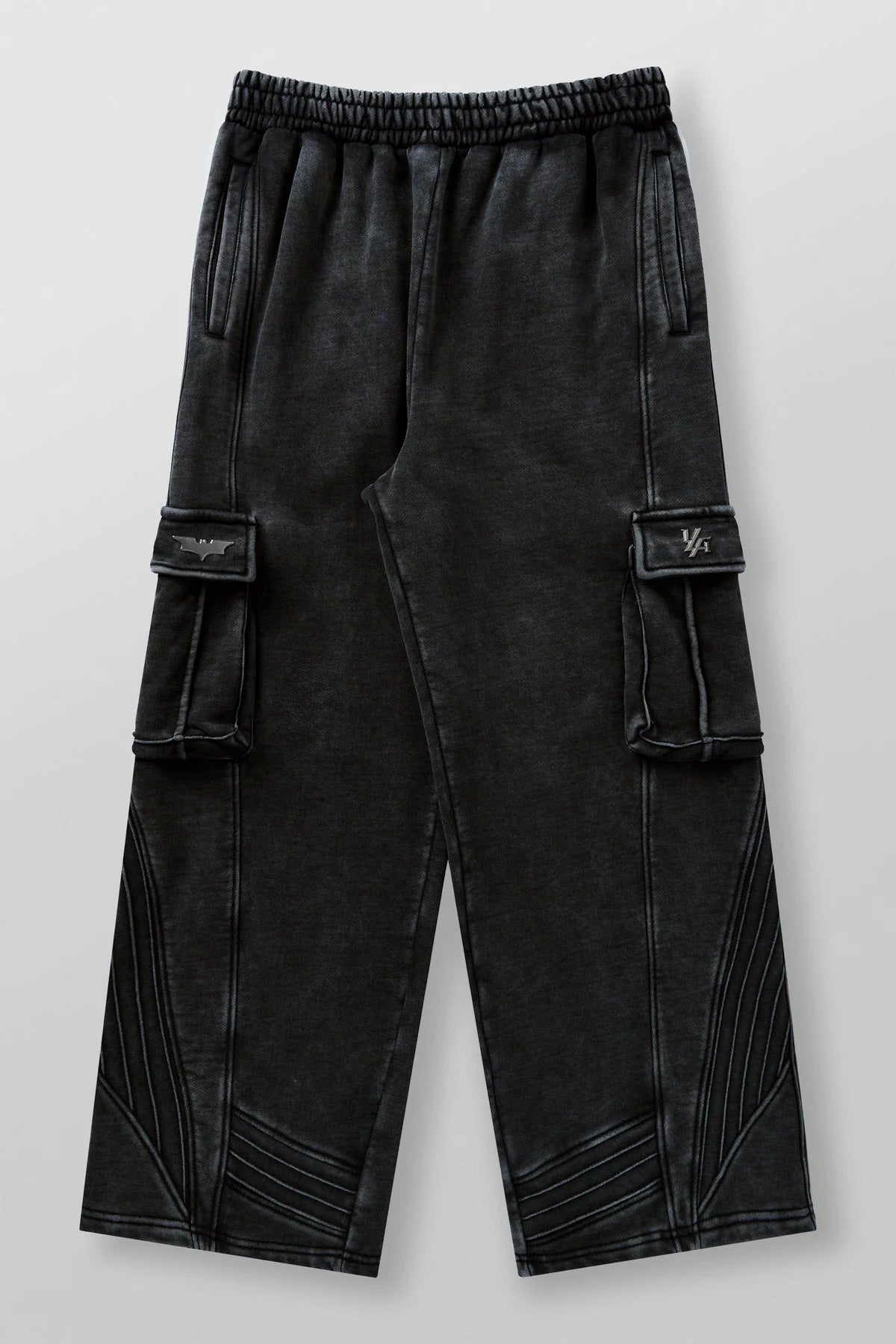 2131 - BATMAN ARMORED SWEATS "BLACK WASH"
